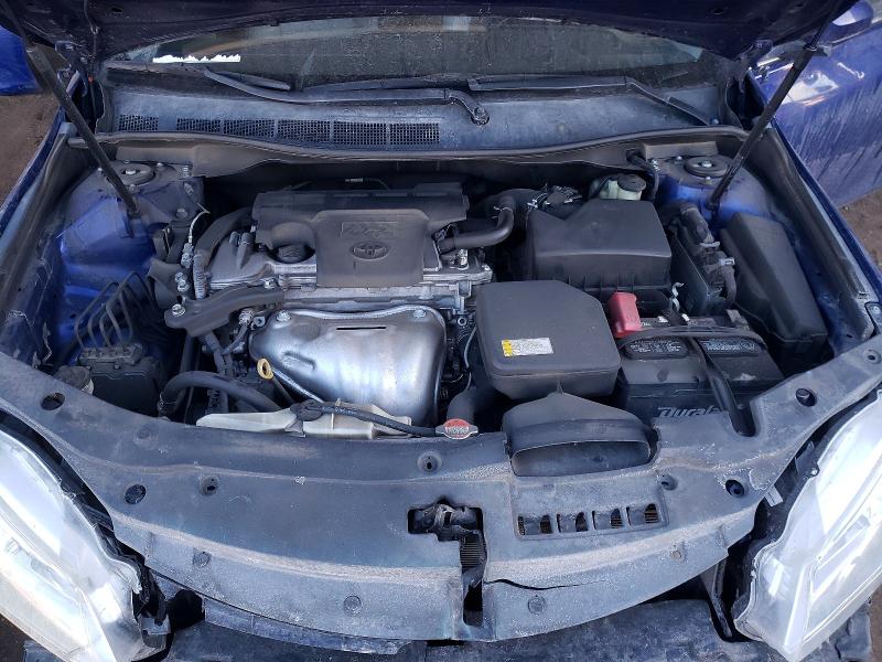 76736045 :رقم المزاد ، 4T1BF1FK9GU600410 vin ، 2016 Toyota Camry مزاد بيع