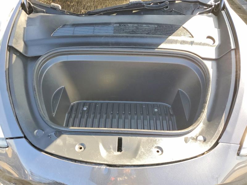 75862935 :رقم المزاد ، 5YJYGDEE4MF080629 vin ، 2021 Tesla Model Y مزاد بيع