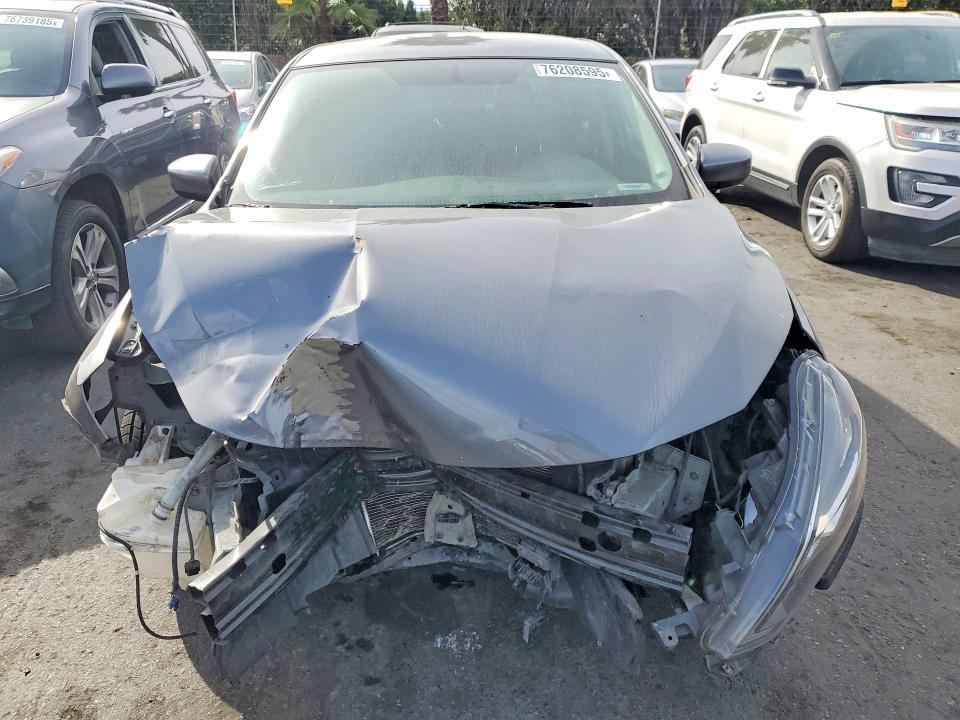 76208595 :رقم المزاد ، 3N1AB7AP7KL613275 vin ، 2019 Nissan Sentra مزاد بيع