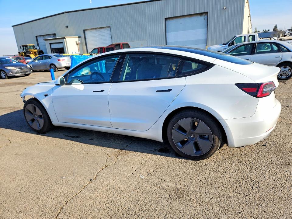 Продажа на аукционе авто 2022 Tesla Model 3, vin: 5YJ3E1EAXNF106809, номер лота: 76026695