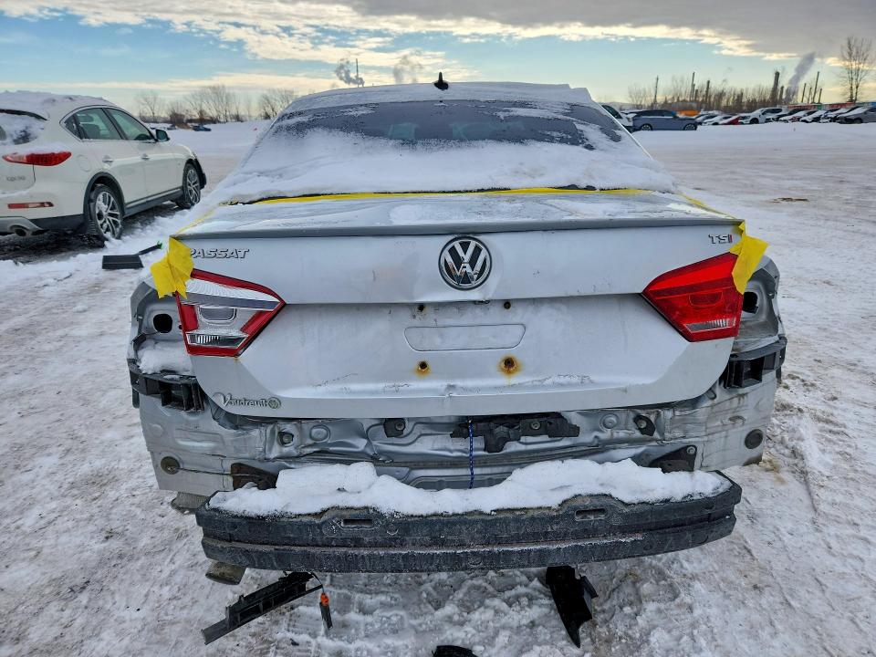 Продажа на аукционе авто 2014 Volkswagen Passat, vin: 1VWCS7A33EC117647, номер лота: 76377765