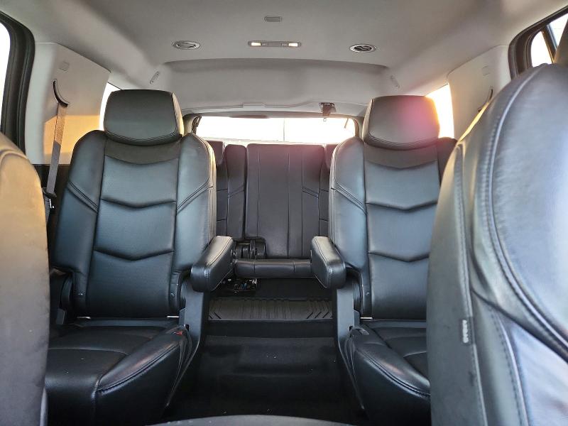 77173945 :رقم المزاد ، 1GYS4CKJ9KR127049 vin ، 2019 Cadillac Escalade P مزاد بيع