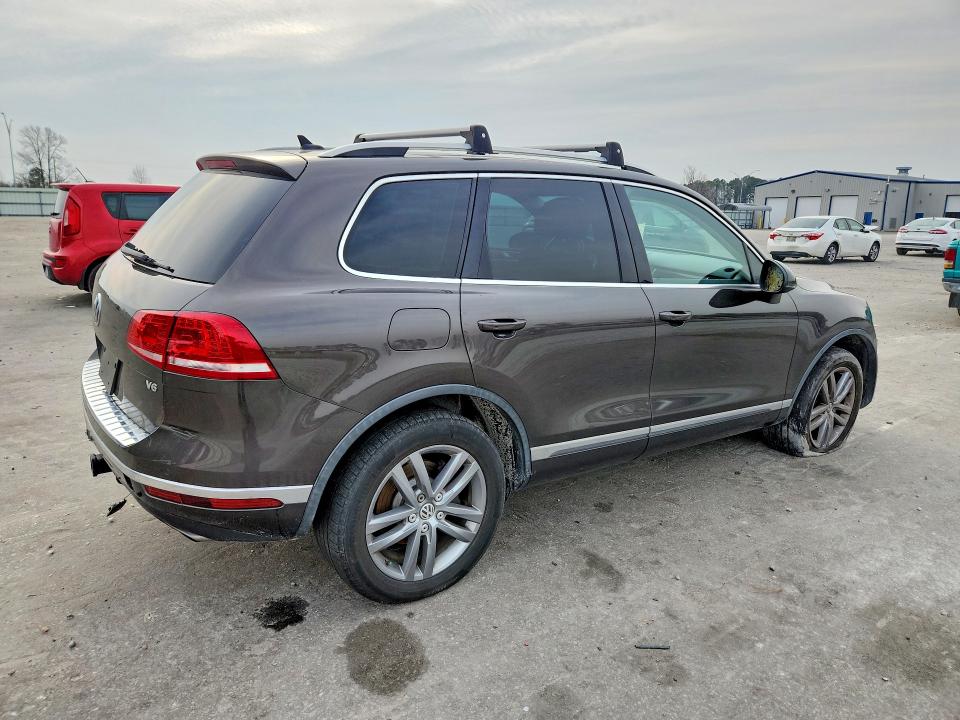Продаж на аукціоні авто 2015 Volkswagen Touareg, vin: WVGEF9BP2FD006642, номер лоту: 76747455