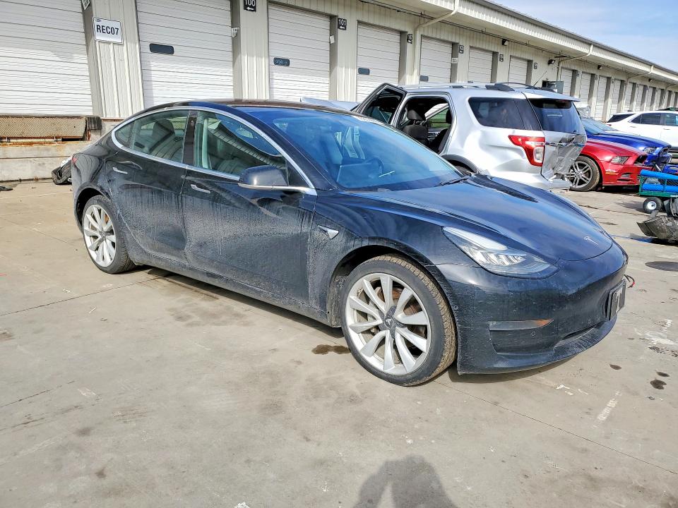 Auction sale of the 2018 Tesla Model 3, vin: 5YJ3E1EA9JF009367, lot number: 76857695