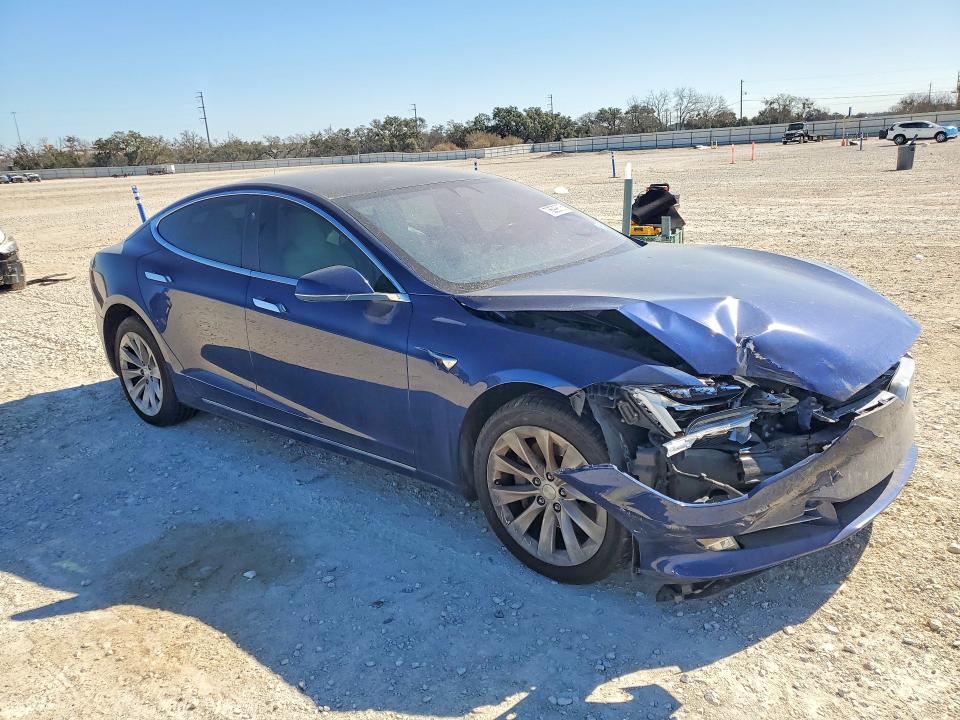 2017 Tesla Model S მანქანა იყიდება აუქციონზე, vin: 5YJSA1E13HF221425, აუქციონის ნომერი: 76699875