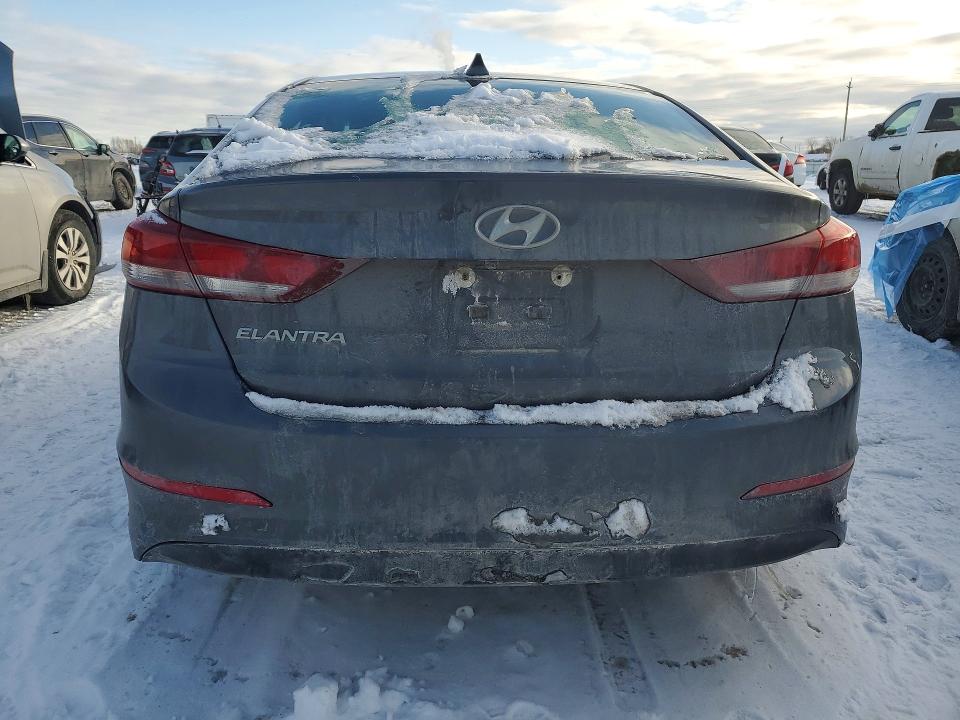 78985645 :رقم المزاد ، KMHD84LF8HU288884 vin ، 2017 Hyundai Elantra مزاد بيع