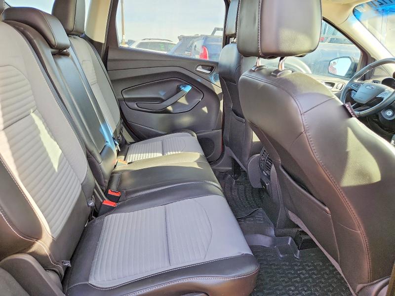 2017 Ford Escape მანქანა იყიდება აუქციონზე, vin: 1FMCU9G93HUC04947, აუქციონის ნომერი: 77211095