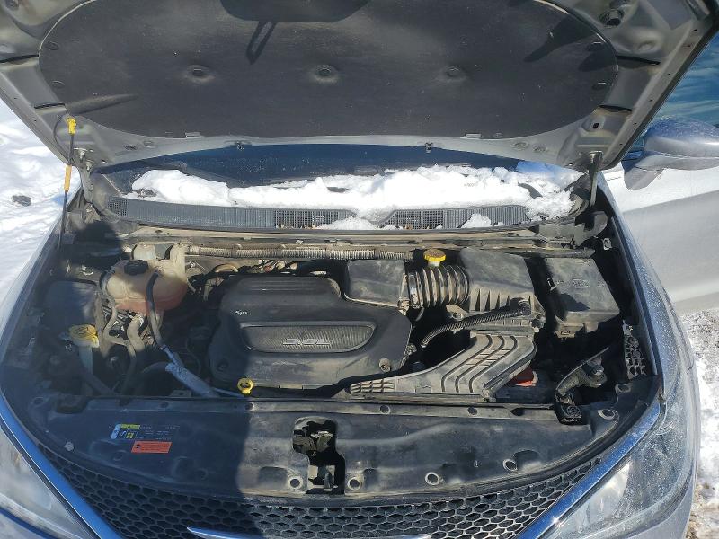 Продаж на аукціоні авто 2018 Chrysler Pacifica, vin: 2C4RC1FG9JR117558, номер лоту: 75214965