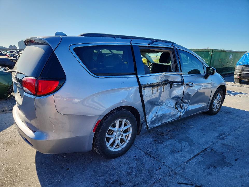 2020 Chrysler Voyager მანქანა იყიდება აუქციონზე, vin: 2C4RC1DG6LR260828, აუქციონის ნომერი: 75453105