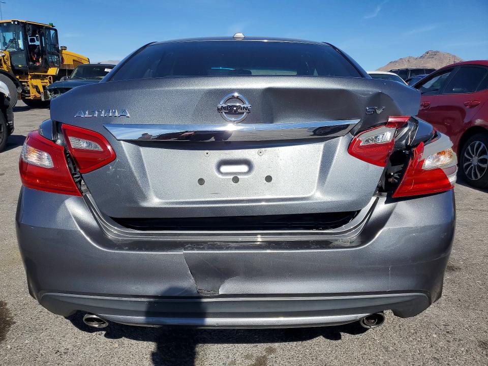 Продаж на аукціоні авто 2018 Nissan Altima, vin: 1N4AL3AP0JC215327, номер лоту: 79041225
