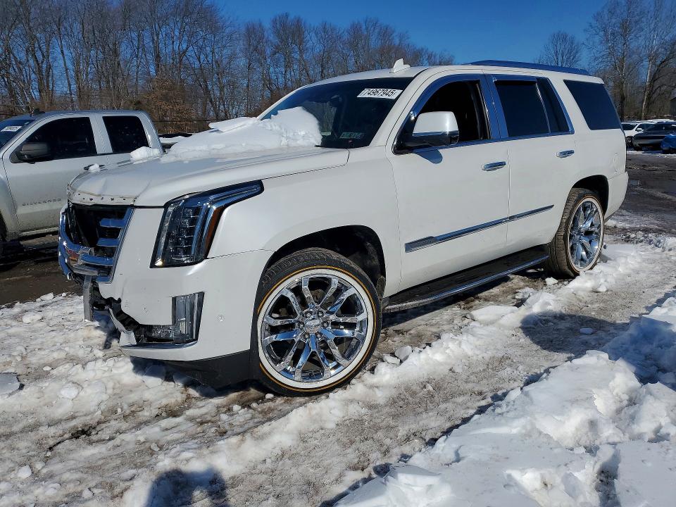 Продажа на аукционе авто 2018 Cadillac Escalade, vin: 1GYS4BKJ4JR214625, номер лота: 74967945