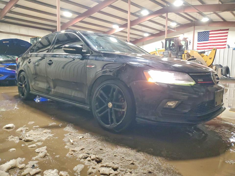 76162785 :رقم المزاد ، 3VW5T7AJ4HM215416 vin ، 2017 Volkswagen Jetta مزاد بيع