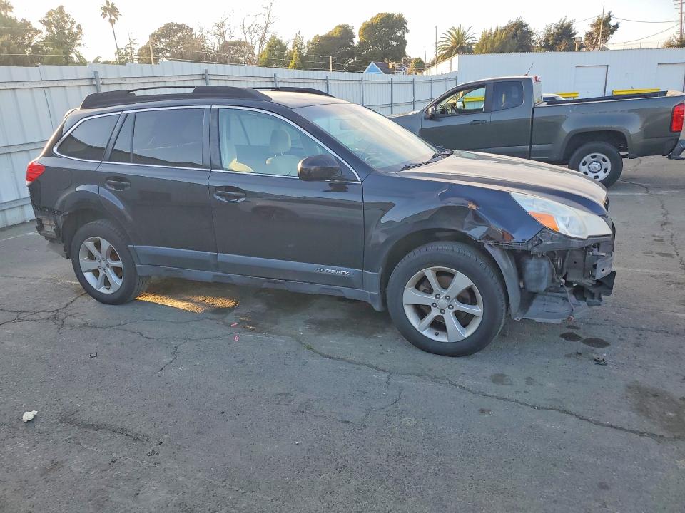 2013 Subaru Outback მანქანა იყიდება აუქციონზე, vin: 4S4BRBCC4D3223030, აუქციონის ნომერი: 75886775