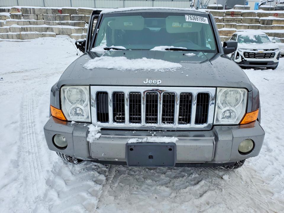 2008 Jeep Commander მანქანა იყიდება აუქციონზე, vin: 1J8HG48K28C191676, აუქციონის ნომერი: 76369195
