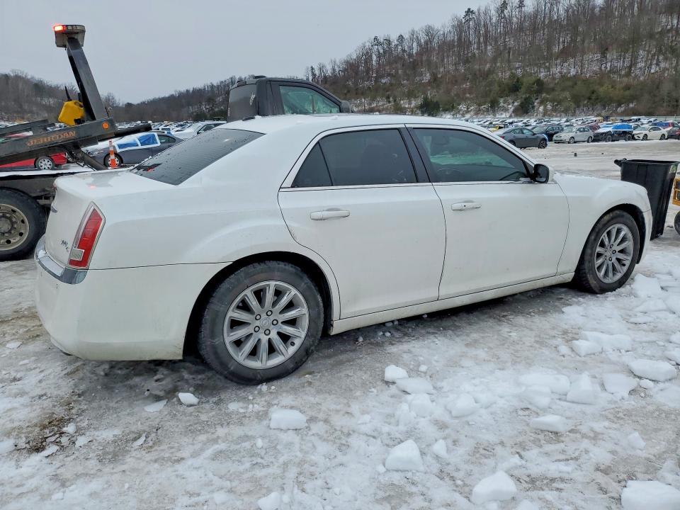 2014 Chrysler 300 მანქანა იყიდება აუქციონზე, vin: 2C3CCAAG7EH355437, აუქციონის ნომერი: 75348595