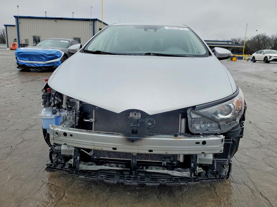 78074215 :رقم المزاد ، JTNKARJE1JJ557088 vin ، 2018 Toyota Corolla Im مزاد بيع