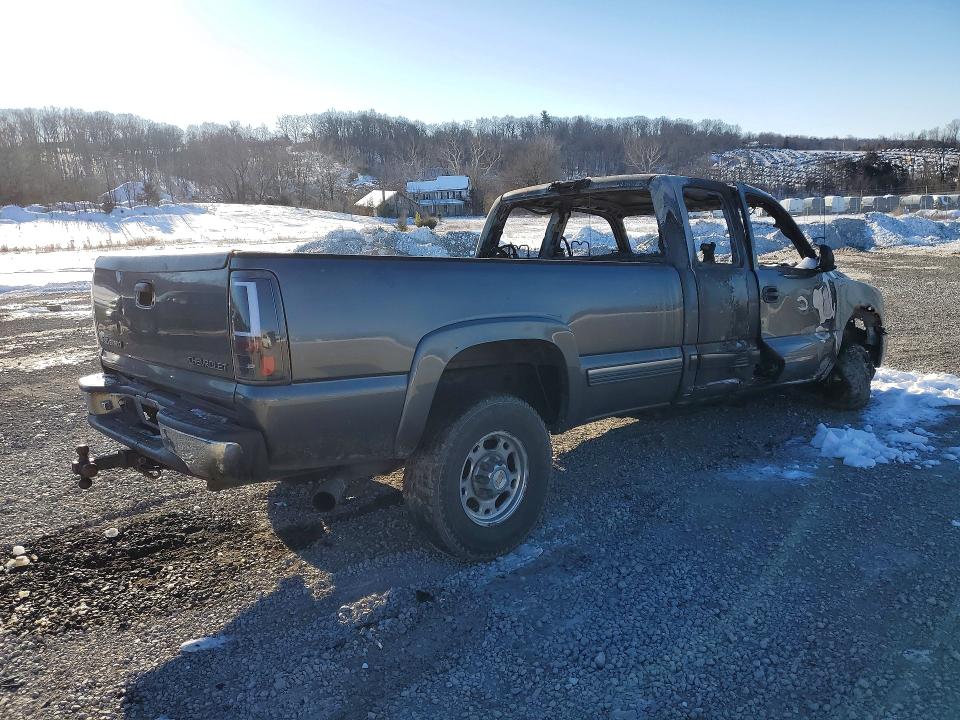2002 Chevrolet Silverado მანქანა იყიდება აუქციონზე, vin: 1GCHK29132E111779, აუქციონის ნომერი: 76548755