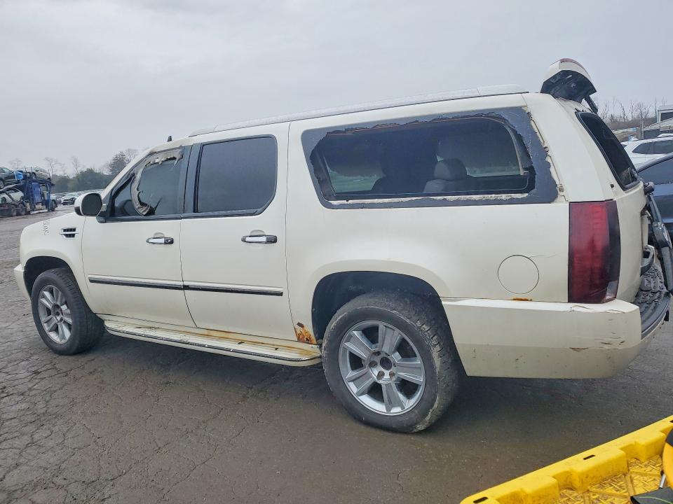 78223535 :رقم المزاد ، 1GYS4HEF0BR101430 vin ، 2011 Cadillac Escalade مزاد بيع