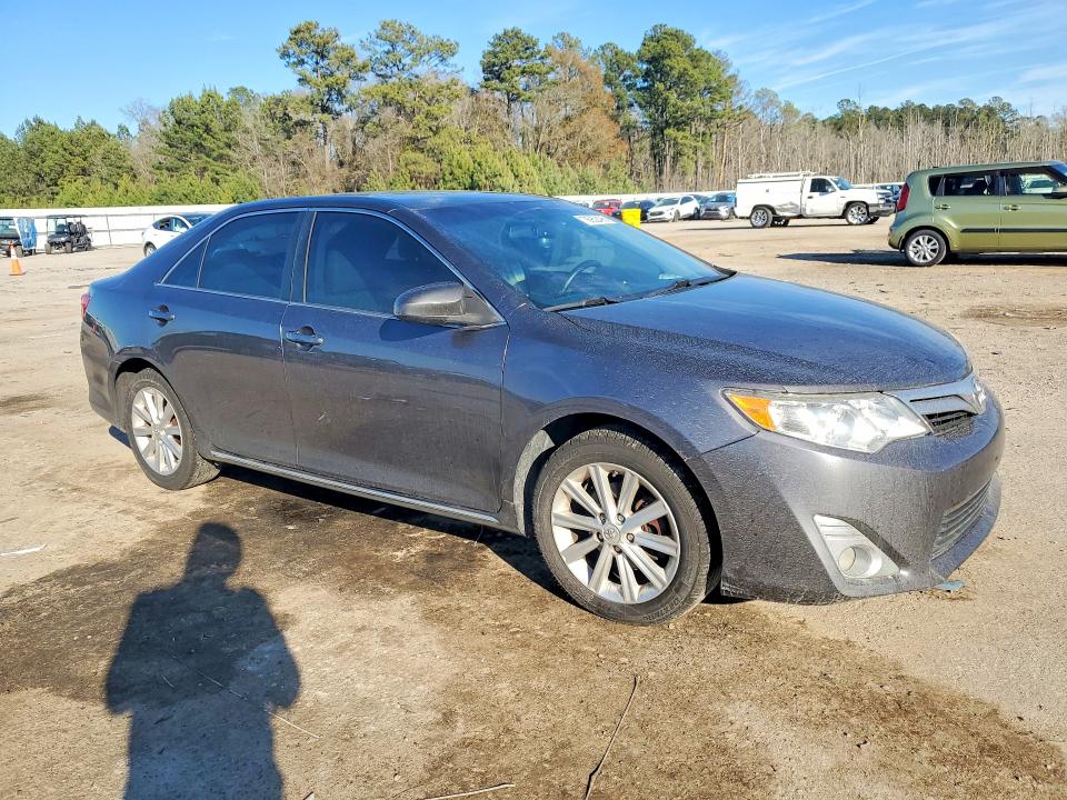 Продажа на аукционе авто 2014 Toyota Camry, vin: 4T1BK1FK0EU026207, номер лота: 76952495