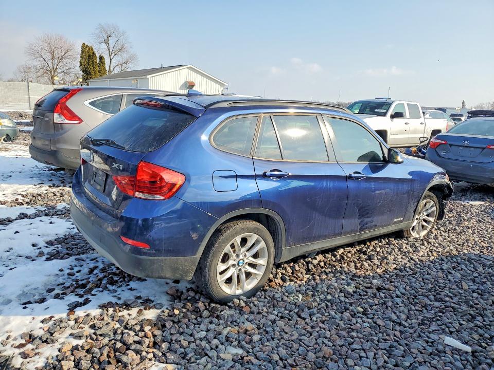 2015 Bmw X1 მანქანა იყიდება აუქციონზე, vin: WBAVL1C5XFVY27460, აუქციონის ნომერი: 76374425