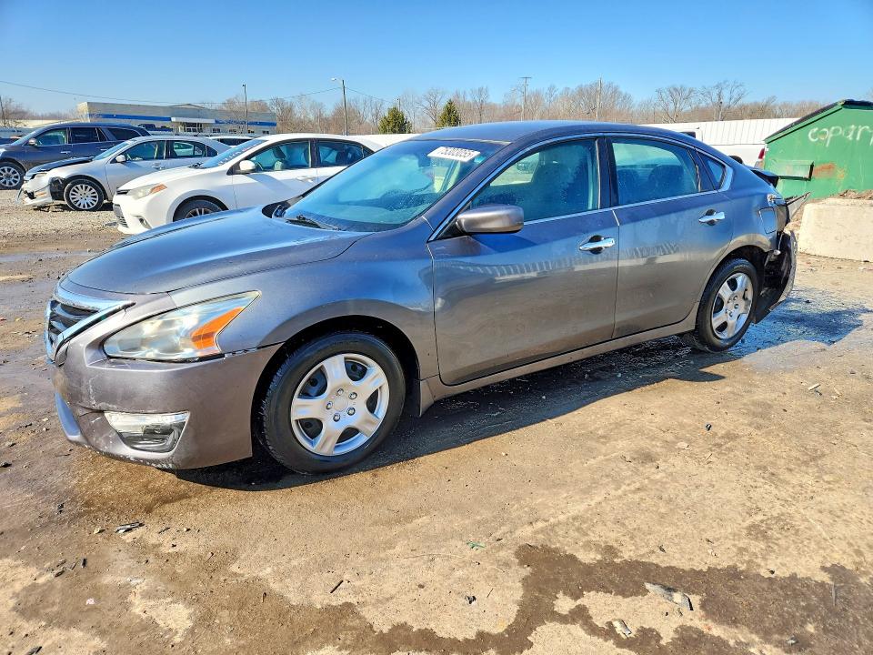 2015 Nissan Altima მანქანა იყიდება აუქციონზე, vin: 1N4AL3AP3FN888284, აუქციონის ნომერი: 75303055