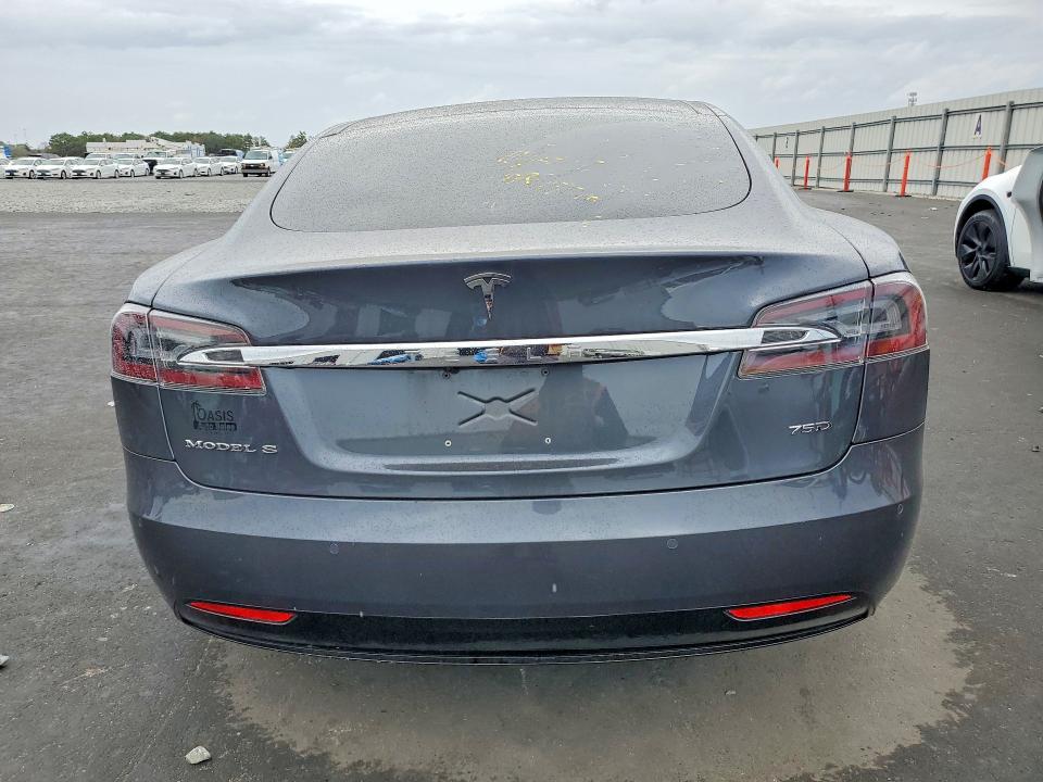 Продаж на аукціоні авто 2018 Tesla Model S, vin: 5YJSA1E25JF276070, номер лоту: 76934455