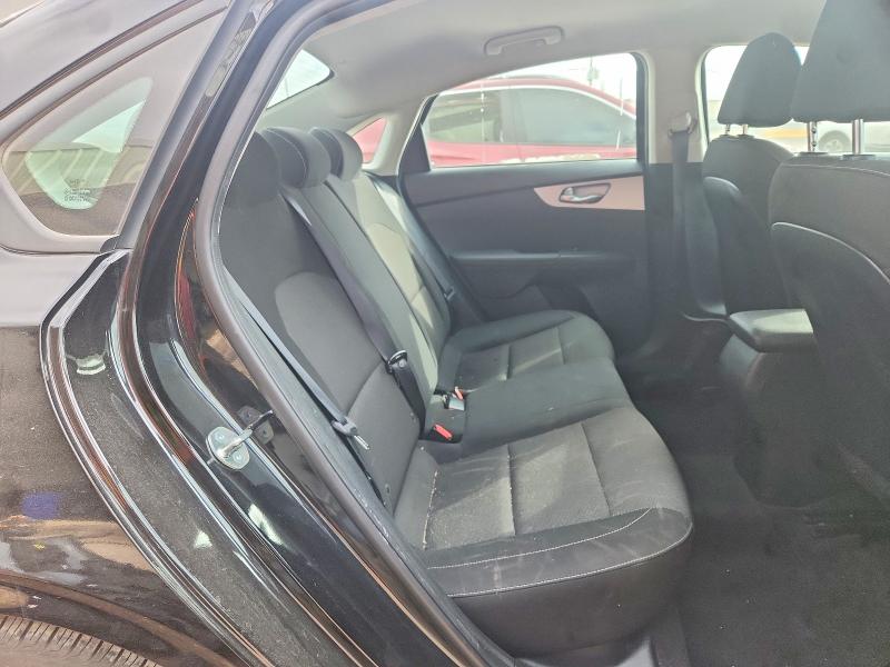 77888195 :رقم المزاد ، 3KPF24AD2RE708915 vin ، 2024 Kia Forte مزاد بيع