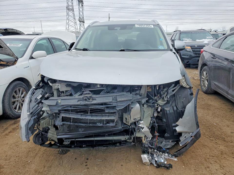 76052355 :رقم المزاد ، JA4AD3A30LZ021900 vin ، 2020 Mitsubishi Outlander مزاد بيع