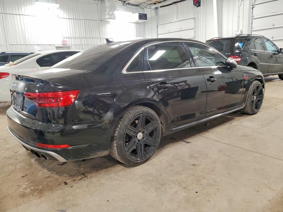 Продаж на аукціоні авто 2018 Audi S4, vin: WAUB4AF48JA002178, номер лоту: 76439465