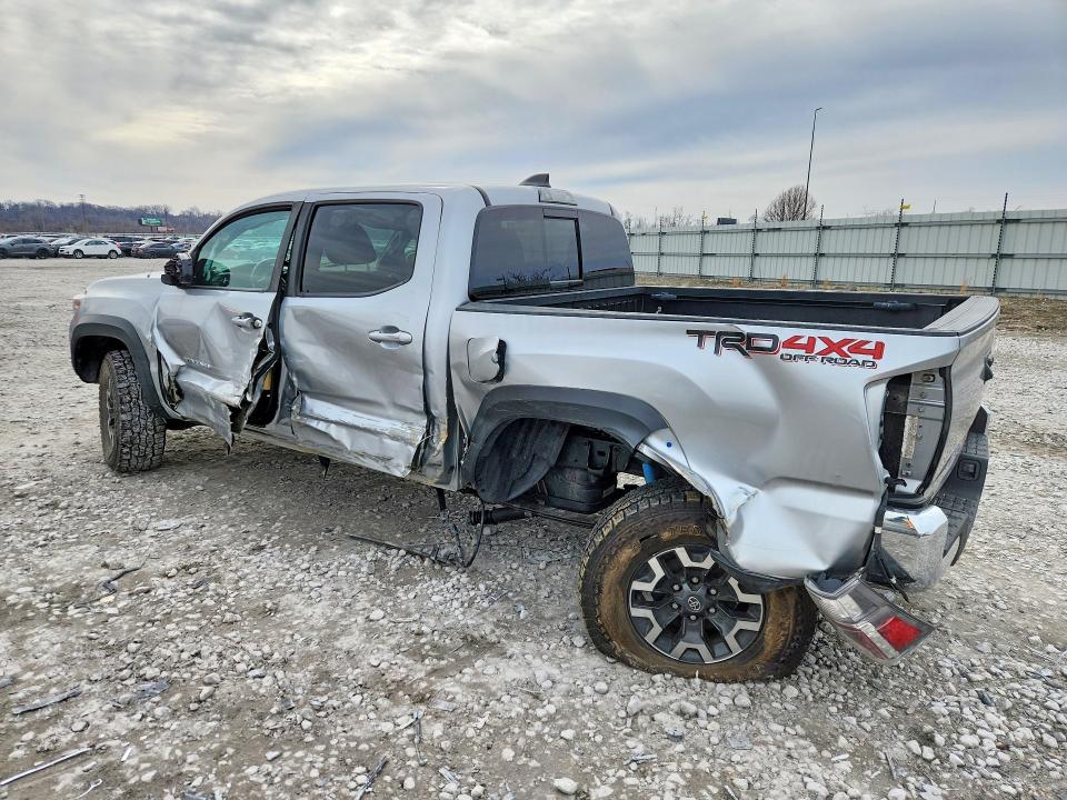 77963645 :رقم المزاد ، 3TMCZ5AN7NM484148 vin ، 2022 Toyota Tacoma مزاد بيع