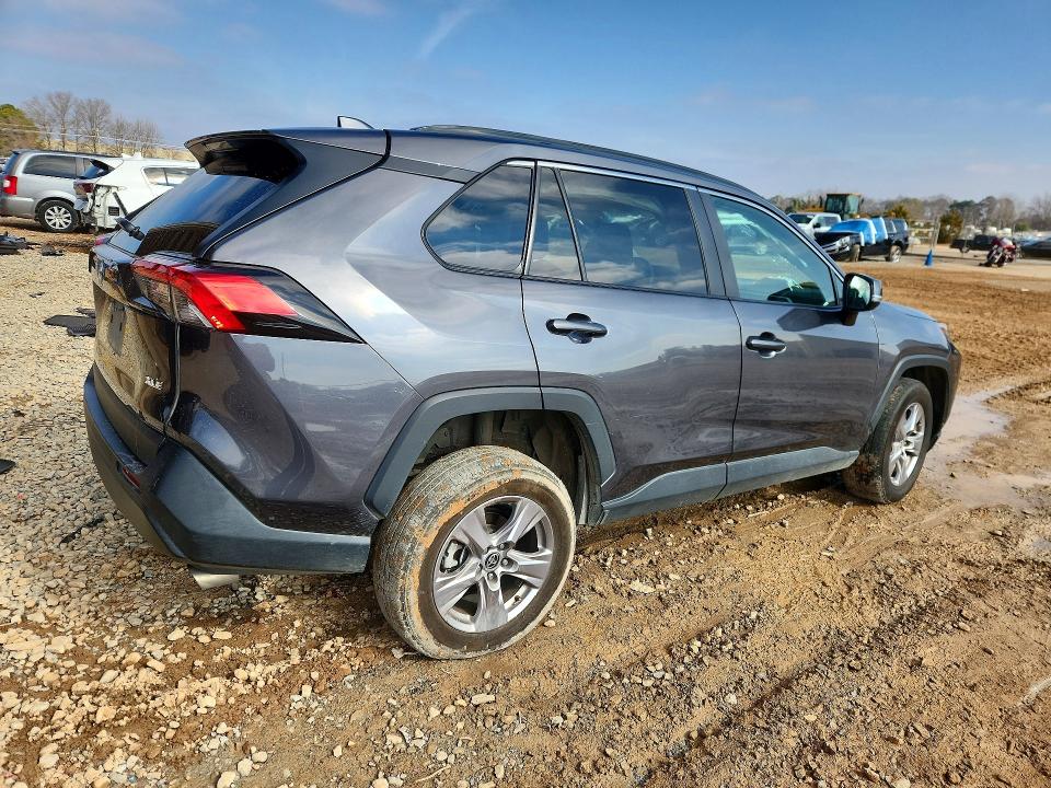 Продажа на аукционе авто 2022 Toyota Rav4, vin: 2T3W1RFV5NW216248, номер лота: 76134815