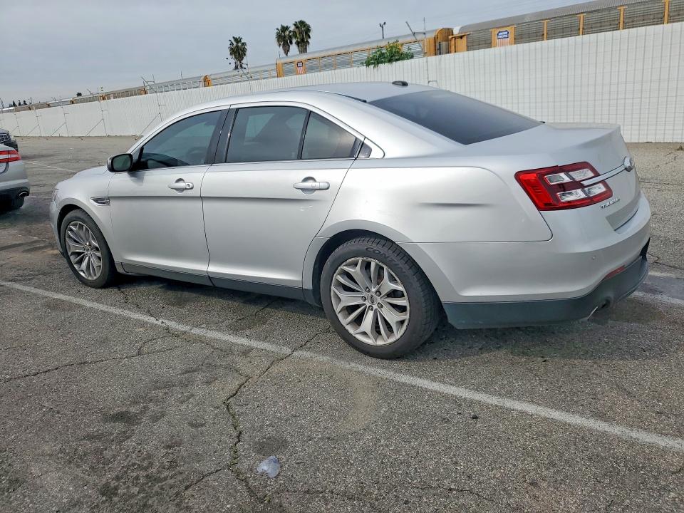 76278405 :رقم المزاد ، 1FAHP2F81HG120874 vin ، 2017 Ford Taurus مزاد بيع