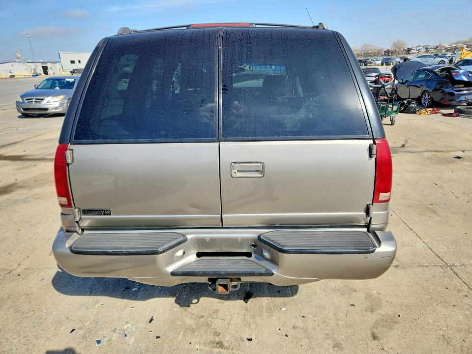 Продажа на аукционе авто 2000 Cadillac Escalade, vin: 1GYEK63RXYR230434, номер лота: 79080545