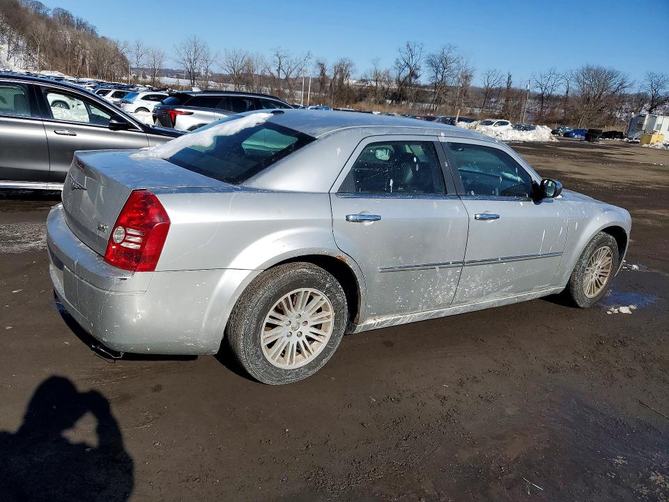 Продажа на аукционе авто 2010 Chrysler 300, vin: 2C3CA5CV0AH195713, номер лота: 75890465