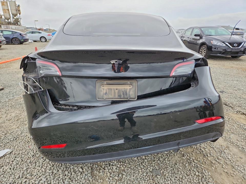 Продаж на аукціоні авто 2023 Tesla Model 3, vin: 5YJ3E1EAXPF589401, номер лоту: 76232385