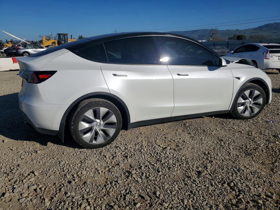 2023 Tesla Model Y მანქანა იყიდება აუქციონზე, vin: 7SAYGDEE4PA053175, აუქციონის ნომერი: 75882655