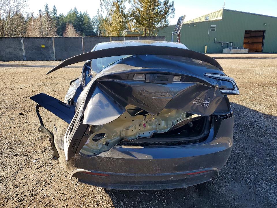 76290685 :رقم المزاد ، 5YJ3E1ET0RF883264 vin ، 2024 Tesla Model 3 مزاد بيع