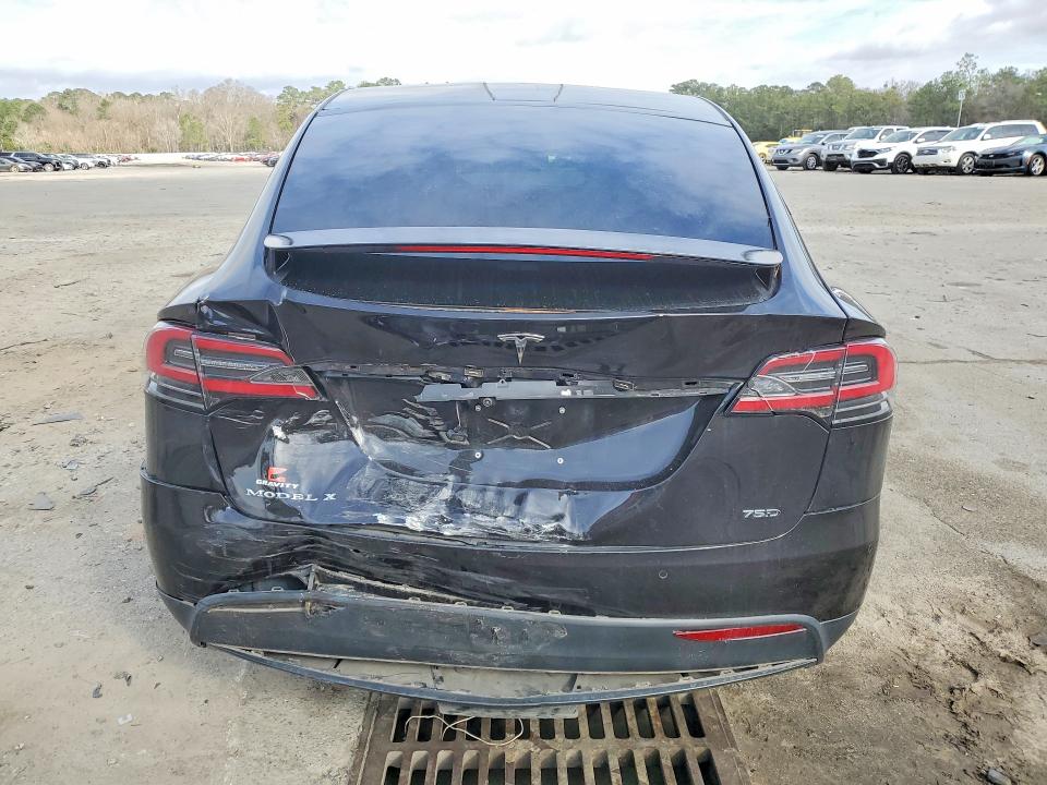Продаж на аукціоні авто 2018 Tesla Model X, vin: 5YJXCBE20JF110593, номер лоту: 76666225