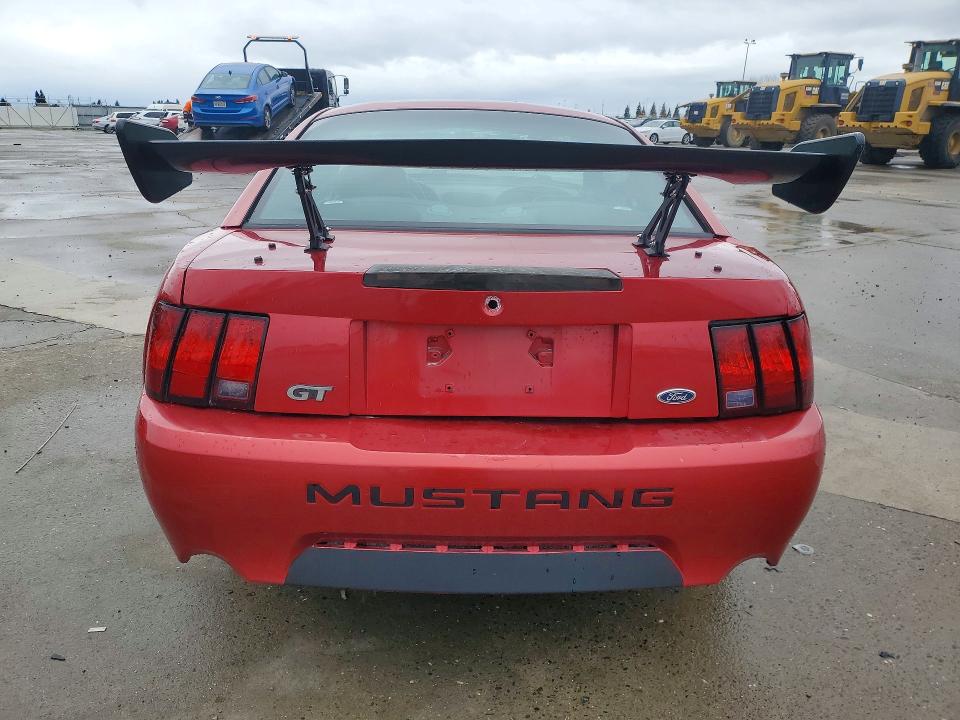 77022545 :رقم المزاد ، 1FAFP42X1YF274040 vin ، 2000 Ford Mustang مزاد بيع