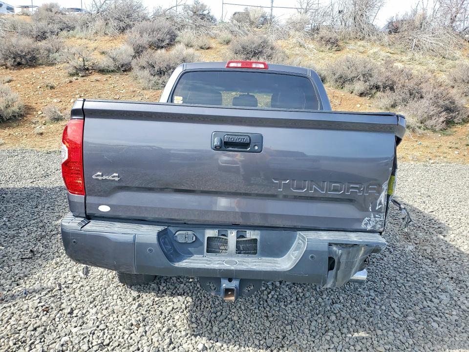 79032305 :رقم المزاد ، 5TFAW5F18FX440600 vin ، 2015 Toyota Tundra مزاد بيع
