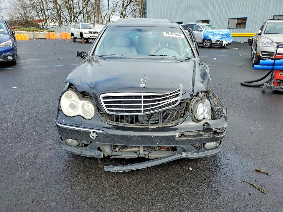 2006 Mercedes-benz C მანქანა იყიდება აუქციონზე, vin: WDBRF52H56F753551, აუქციონის ნომერი: 78182065