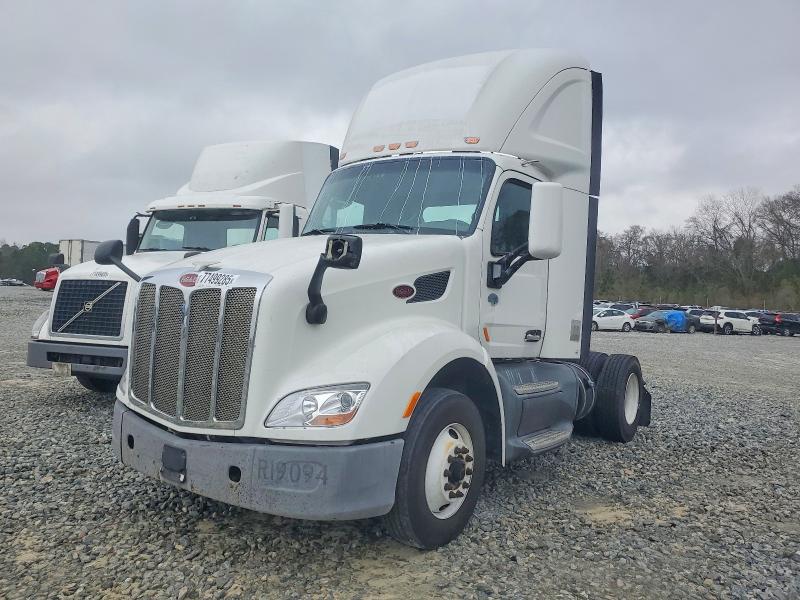 Продажа на аукционе авто 2017 Peterbilt 579, vin: 1XPBA48X6HD428477, номер лота: 77499285