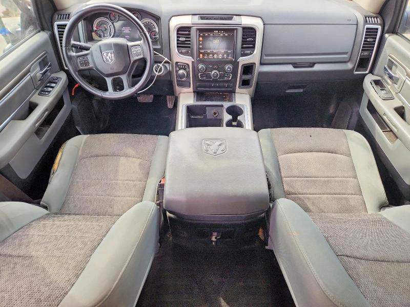 77883995 :رقم المزاد ، 1C6RR6LT5FS692301 vin ، 2015 Ram 1500 مزاد بيع