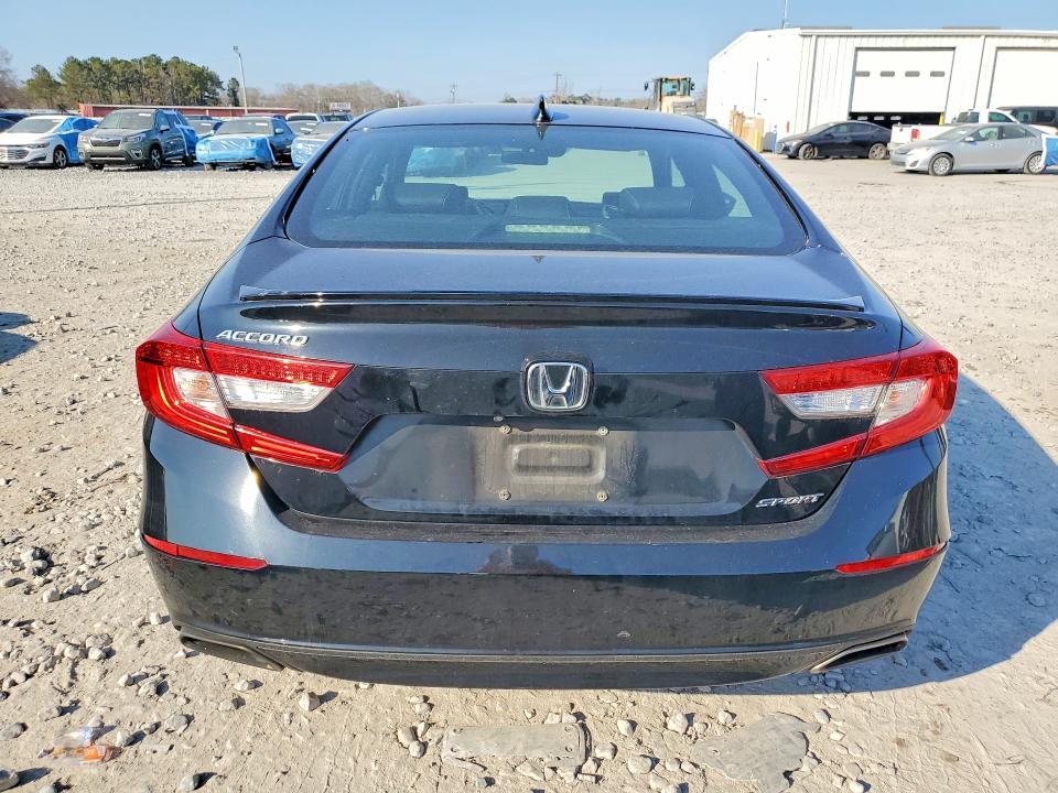 Auction sale of the 2019 Honda Accord, vin: 1HGCV1F3XKA062445, lot number: 76602125