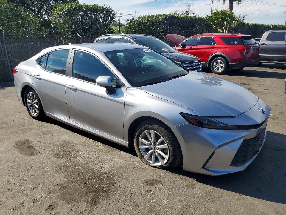 79480915 :رقم المزاد ، 4T1DAACK9SU510842 vin ، 2025 Toyota Camry مزاد بيع