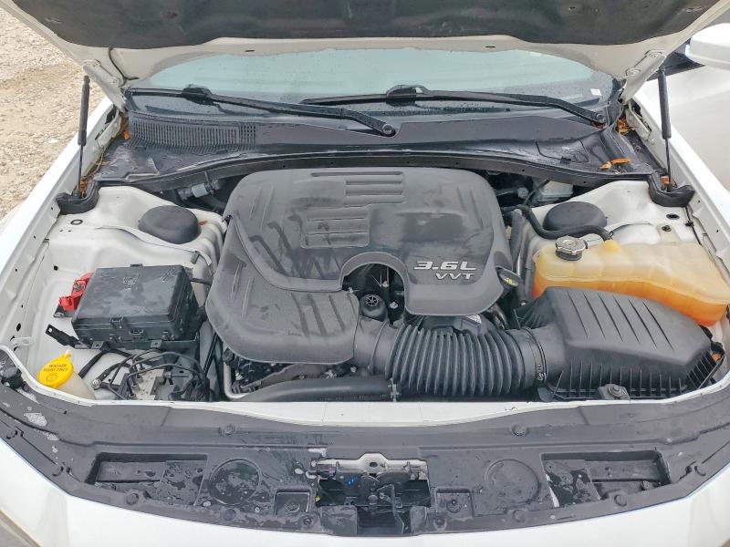 Продаж на аукціоні авто 2021 Chrysler 300, vin: 2C3CCABG1MH585472, номер лоту: 76436615