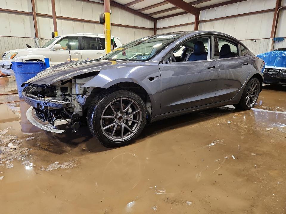 Продажа на аукционе авто 2023 Tesla Model 3, vin: 5YJ3E1EA9PF569639, номер лота: 75978905
