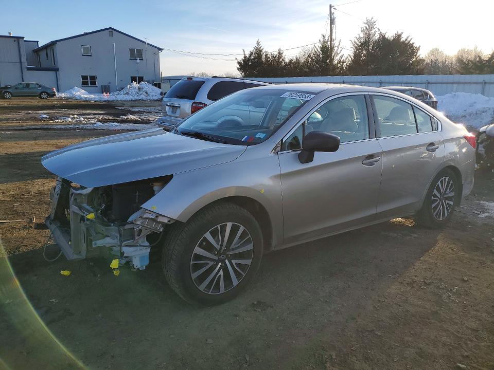 Продаж на аукціоні авто 2019 Subaru Legacy, vin: 4S3BNAB69K3009900, номер лоту: 76259555