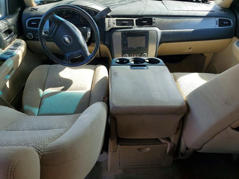 76043215 :رقم المزاد ، 1GNFC13C08R158334 vin ، 2008 Chevrolet Tahoe مزاد بيع