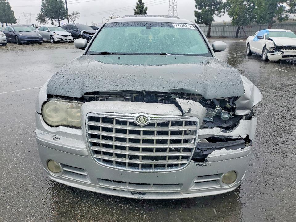 2006 Chrysler 300c მანქანა იყიდება აუქციონზე, vin: 2C3LA73W66H388752, აუქციონის ნომერი: 77785225
